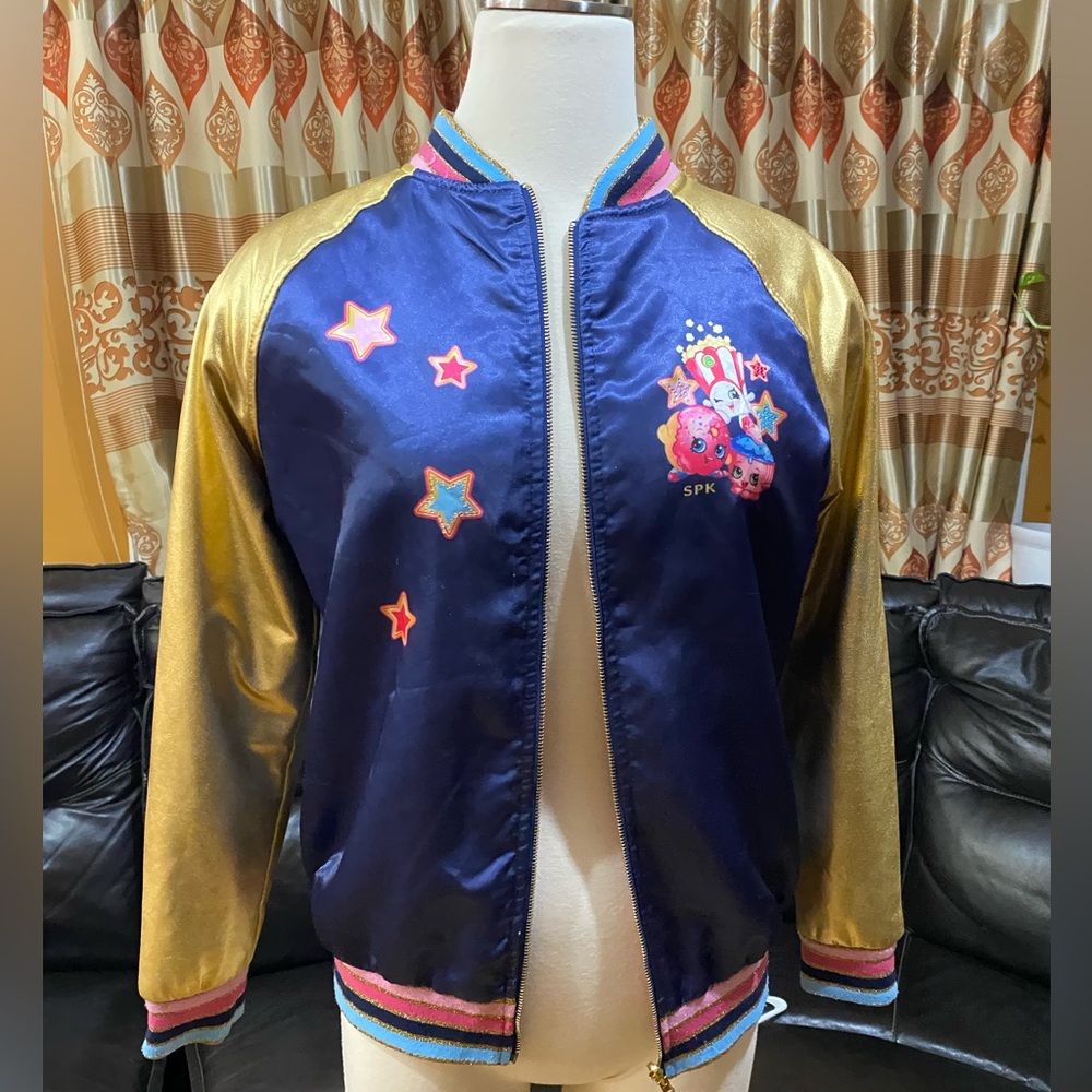 Shopkins Girls Varsity XL jacket
Has some pilling on back